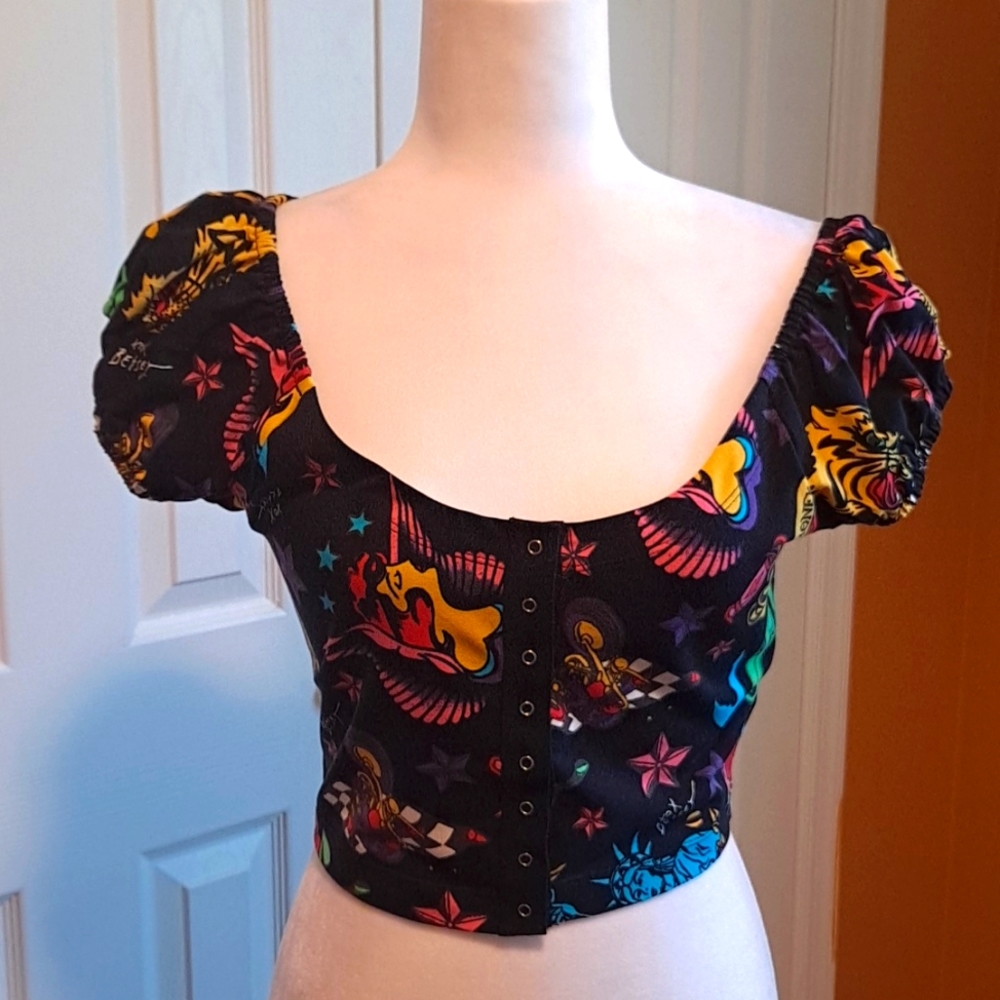 NWT Betsey Johnson Tattoo crop top